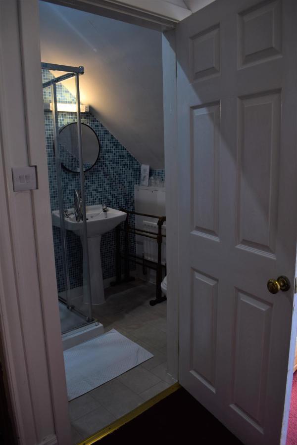 Glenan Lodge Self Catering Tomatin Buitenkant foto