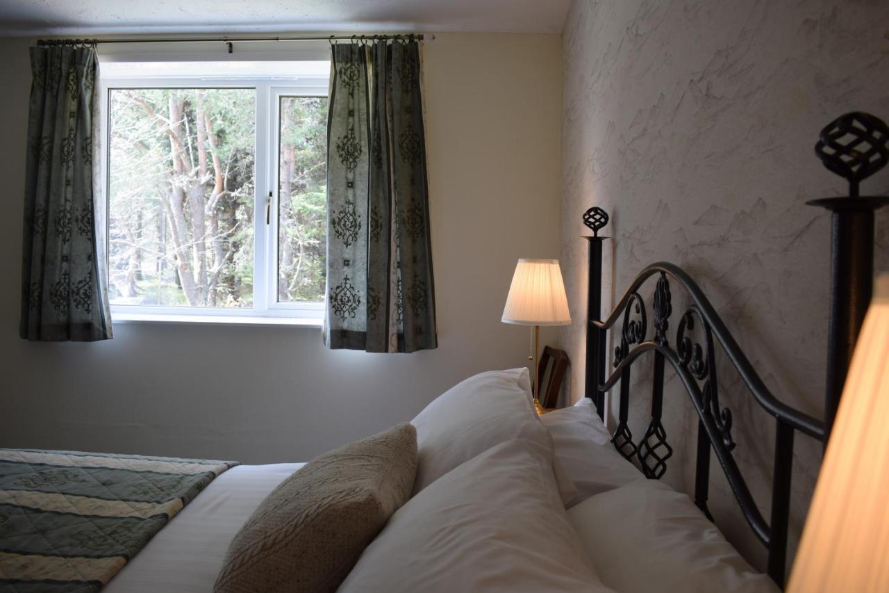 Glenan Lodge Self Catering Tomatin Buitenkant foto