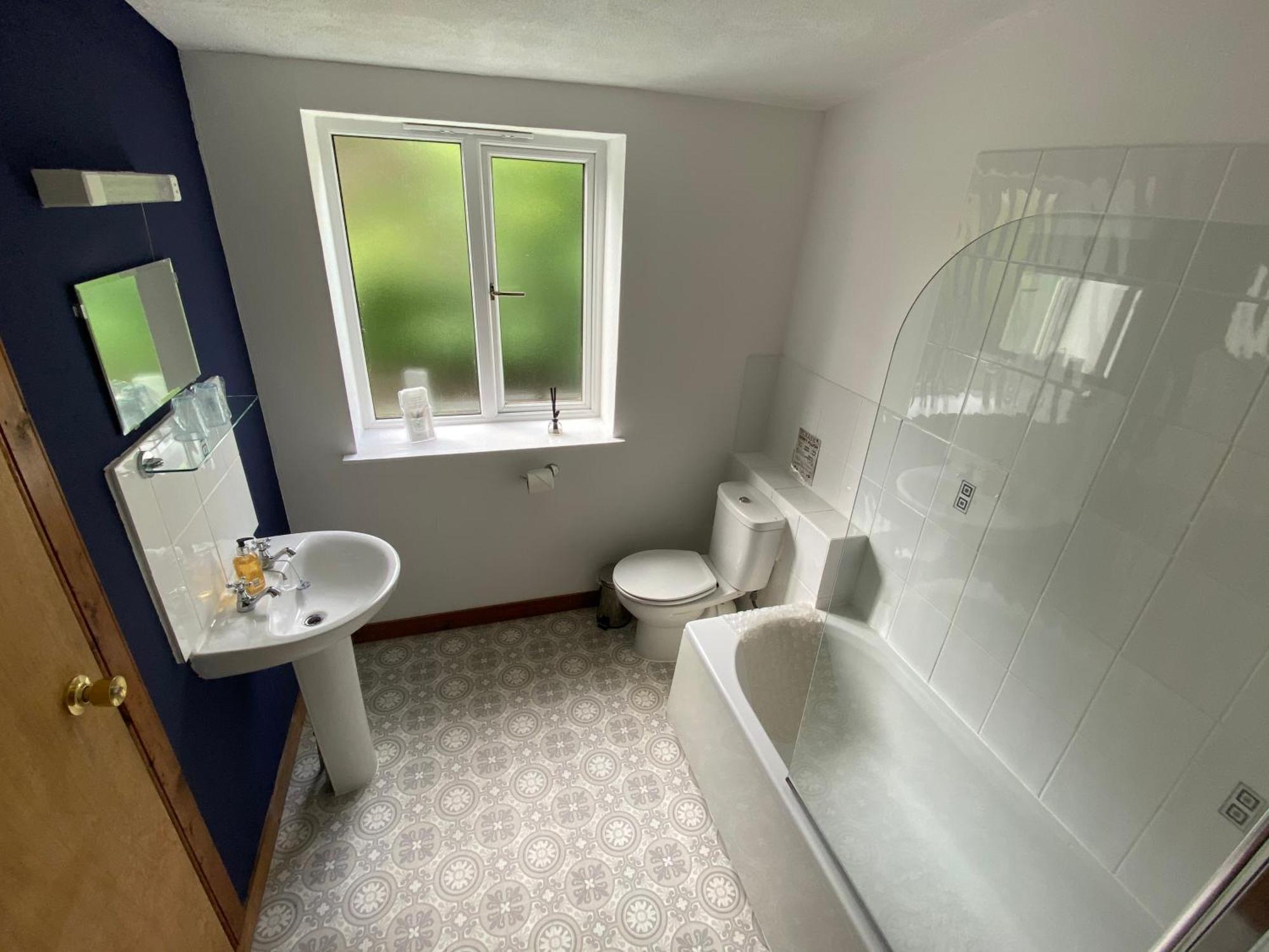 Glenan Lodge Self Catering Tomatin Buitenkant foto